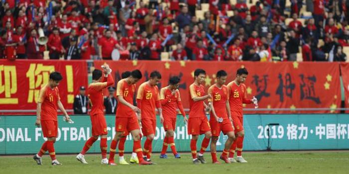  德甲重启空场比赛引发球迷强烈不满  